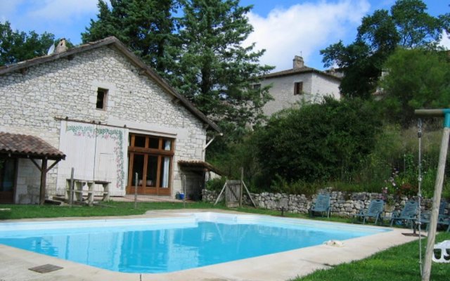 Villa With 6 Bedrooms in Saint Paul Flaugnac, With Private Pool, Enclo