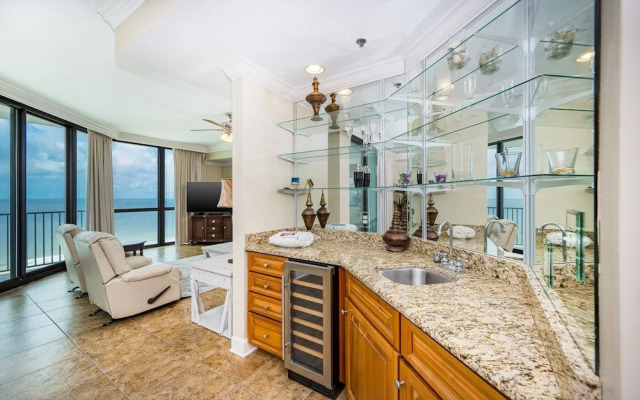 Phoenix Ix 907 2 Bedroom Condo