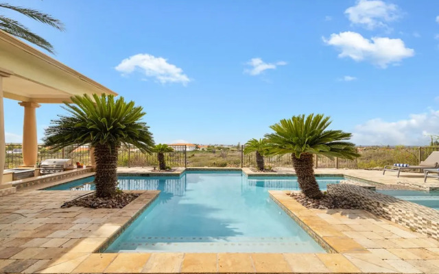 Exclusive Golf Villa Close 2 Beach Private Pool