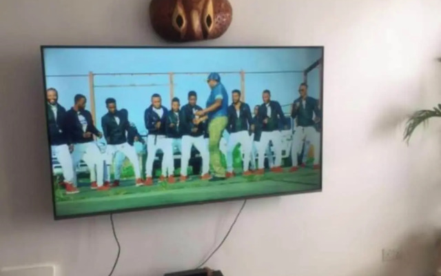 Honey Dew Greatwall Apartments