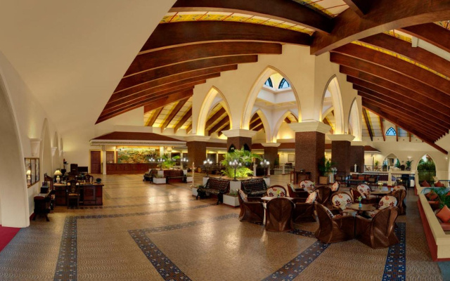 Caravela Beach Resort