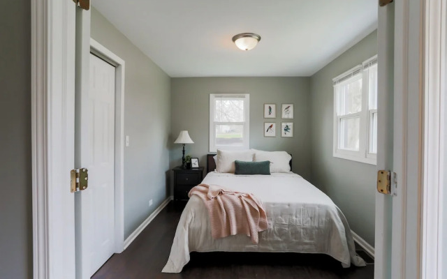Your Cozy Lockwood Lodge Awaits!
