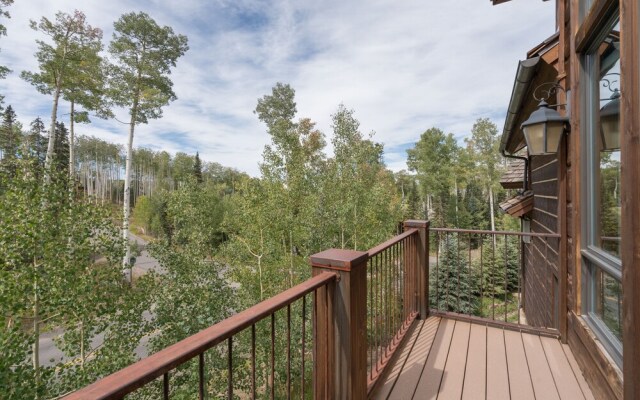 THE Pinnacle by Exceptional Stays