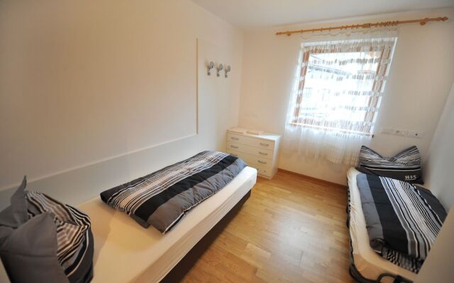 Apartment 4 Holiday - Villa Jim