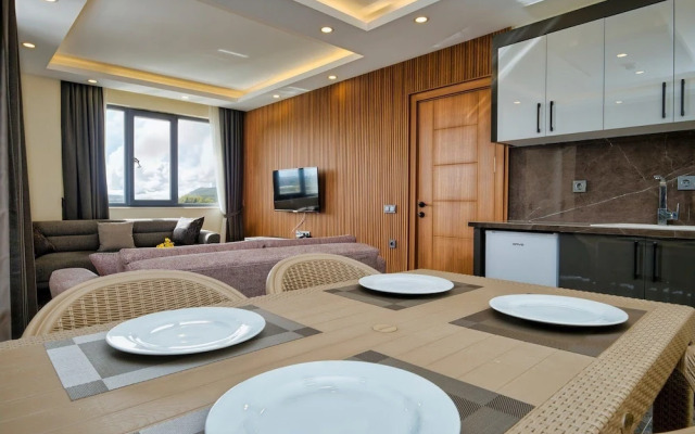 Laristone Suite Spa Hotel