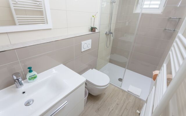Apartments Makarska