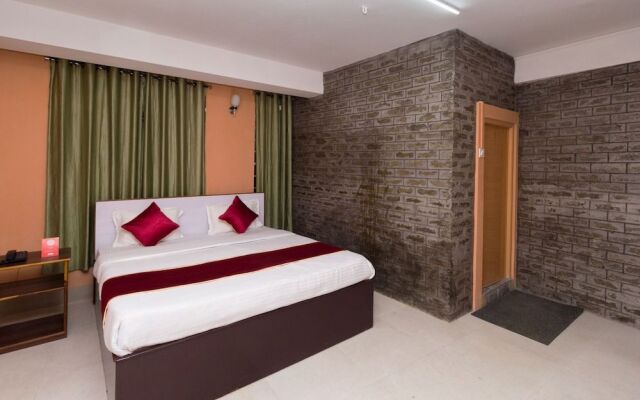OYO 10831 Balaji Guest House