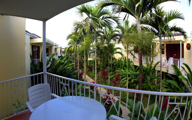 Negril Palms