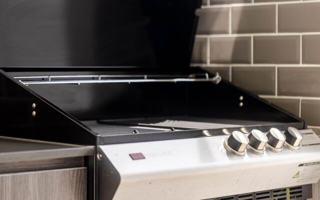 Modern 3 Bedroom Pool Villa MS24