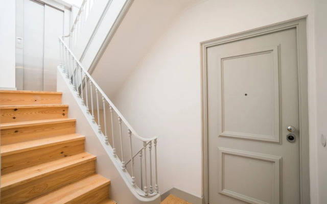 Principe Real Lightful Apartment