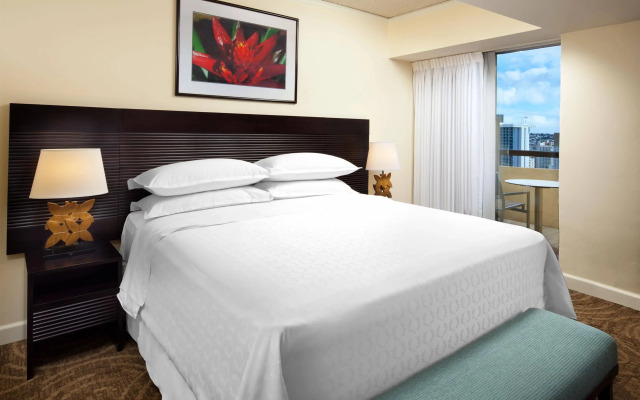 Sheraton Waikiki Beach Resort