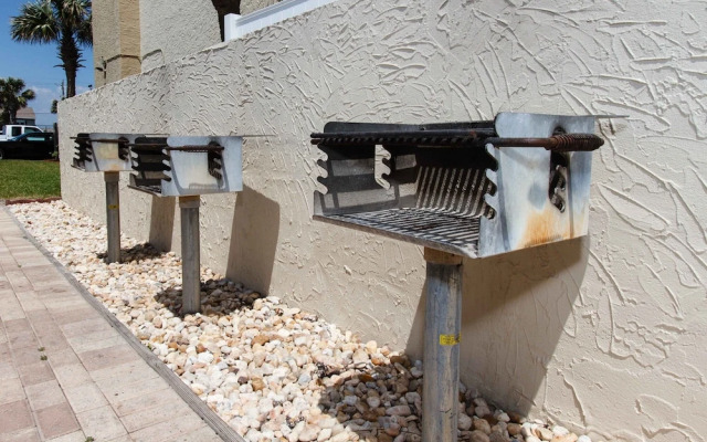 Island Echos 3L by RedAwning