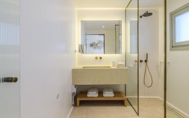 Villa Channel II in Psarou Mykonos