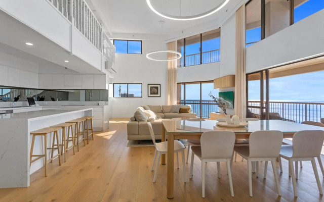 Burleigh Esplanade Apartments