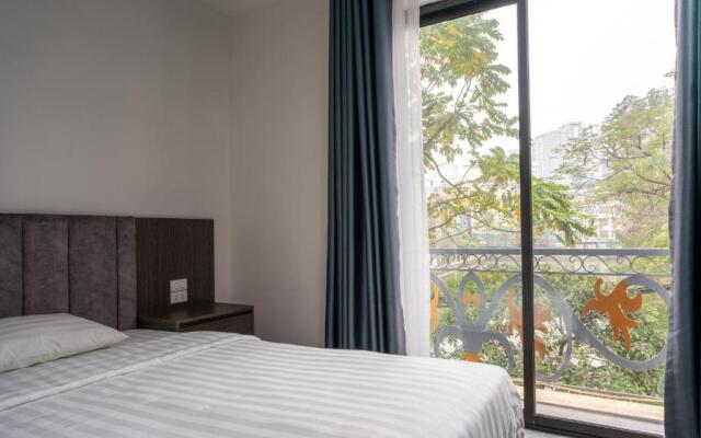 Granda Lake View Hotel & Apartment