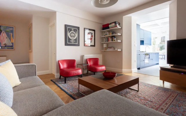 Ossington Street by Onefinestay