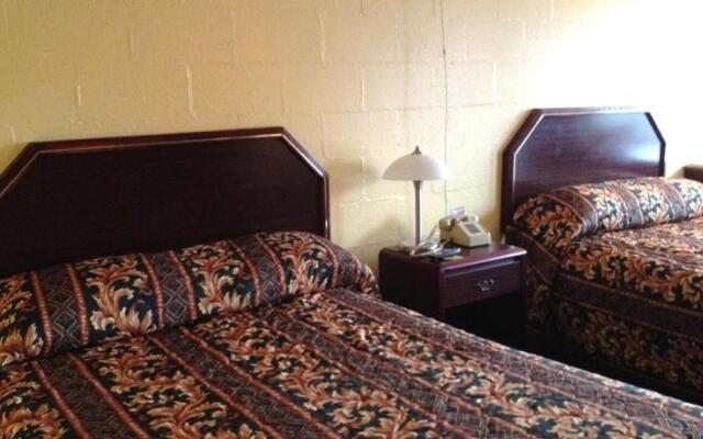 Holiday Motel