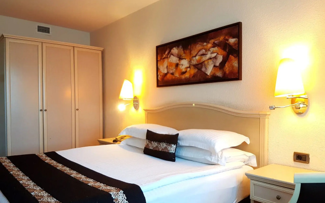 Jura Hotels Mavi Sürmeli Adana