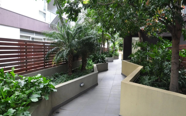 St Kilda Central Apartment Hotel