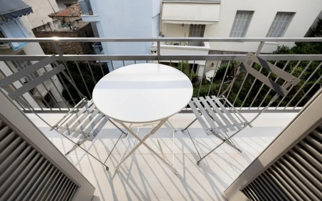 Acropolis Urban Life