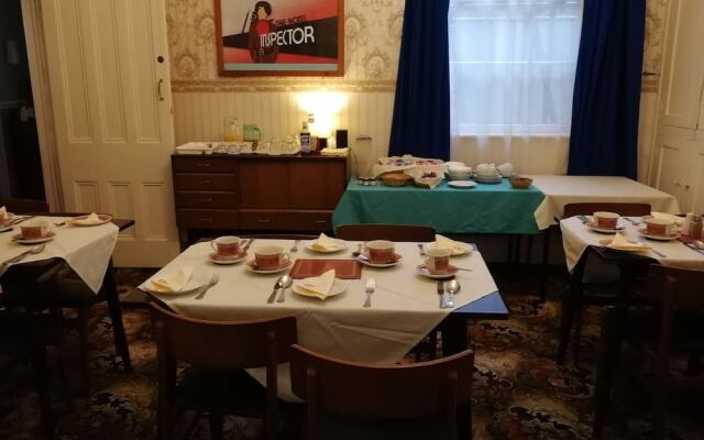 Overton Villa Hotel