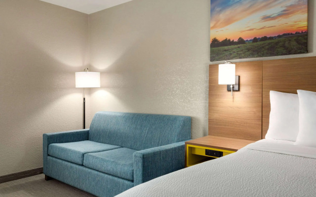 Days Inn by Wyndham Hillsboro