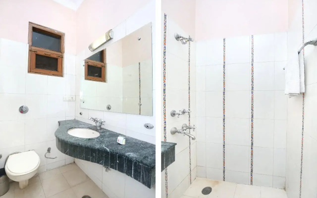 OYO Rooms Hussainpura Bridge