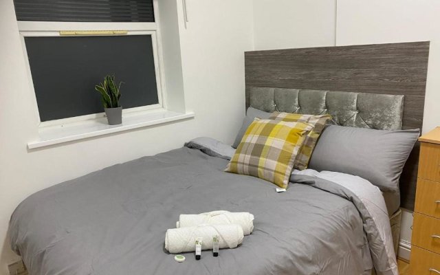 Stunning 1 Bed Spacious Apartment -Central Cardiff