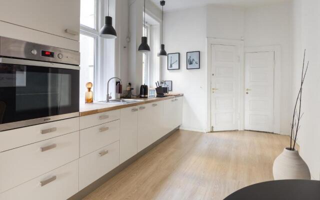 102m Apt. Heart of Copenhagen, 100m to the Metro