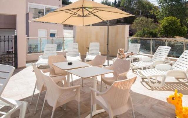 Minna Apartments 2