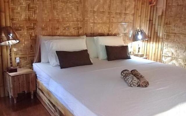 Herbs Guest House - Adults Only
