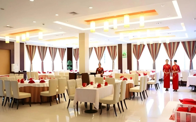 Yaoxi Dynasty Hotel