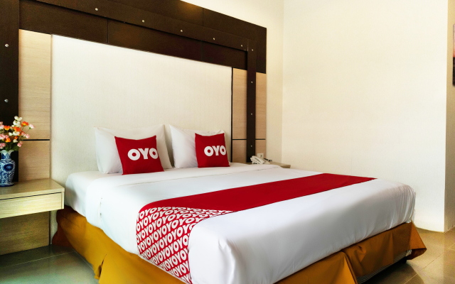 OYO 792 Omsaga Phuket Hotel