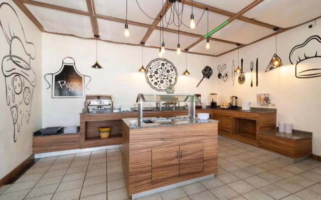 OYO Hotel Real Del Sur, Estadio Chihuahua