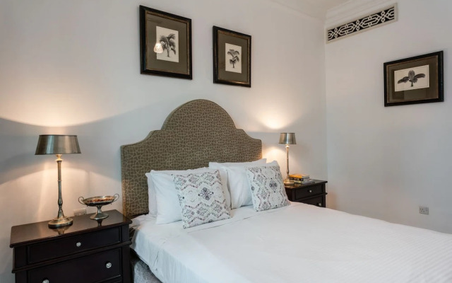 Full Burj Khalifa  Souq al Bahar