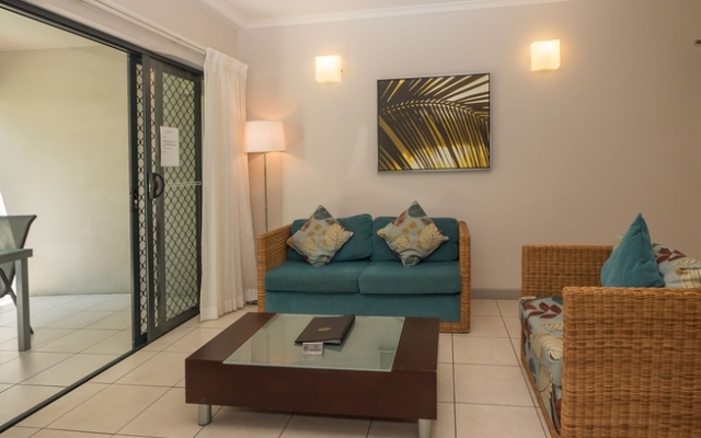 El Nautico Suites