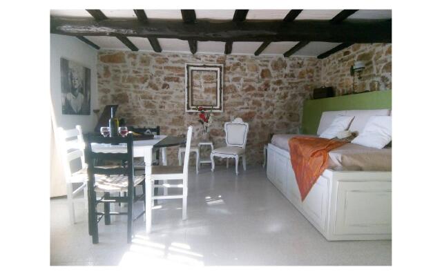 Aristidis Stone House