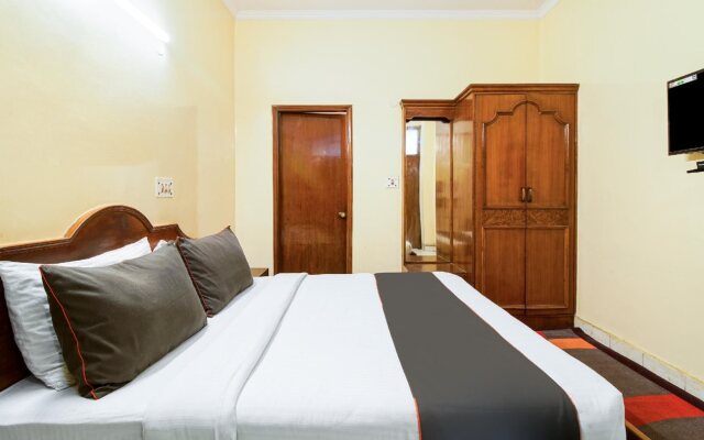 Maya Palace By OYO Rooms