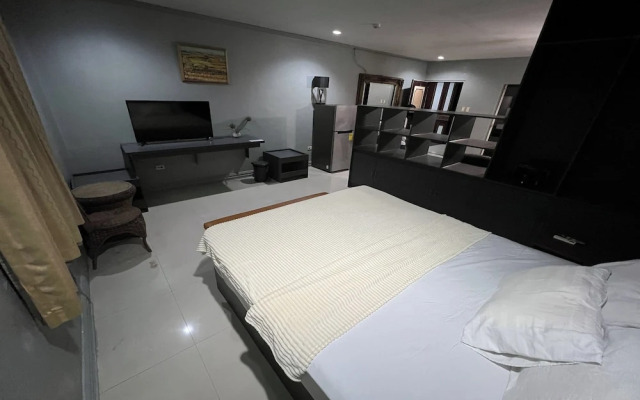Garden Suite Hotel