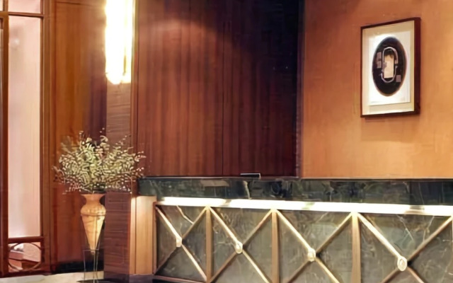 Hotel Green World