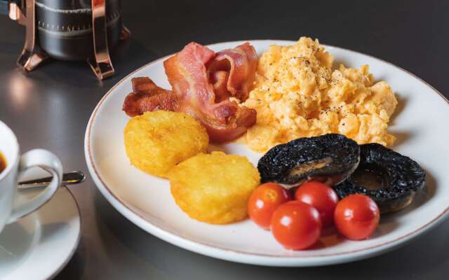 Radisson Blu Hotel, London Heathrow