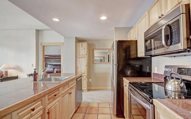 Amazing Condo in Heart of Center Village - TX304 by RedAwning