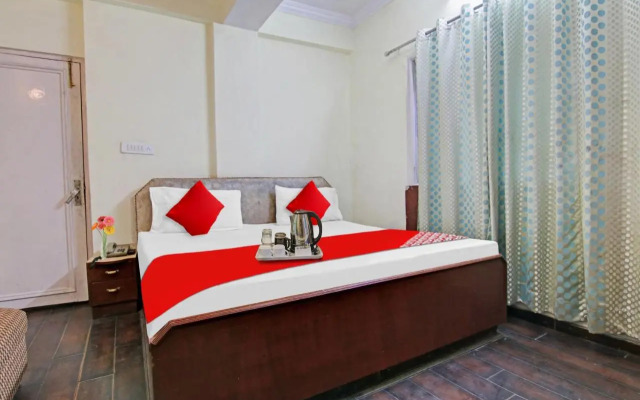 OYO Rooms Mall Road View