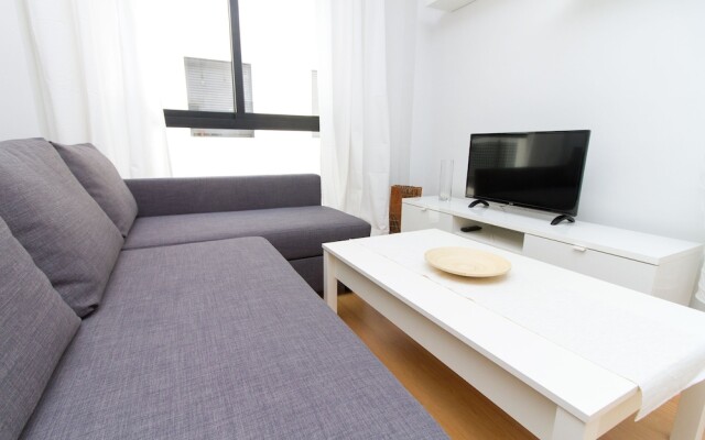 Beautiful one bedroom Refino