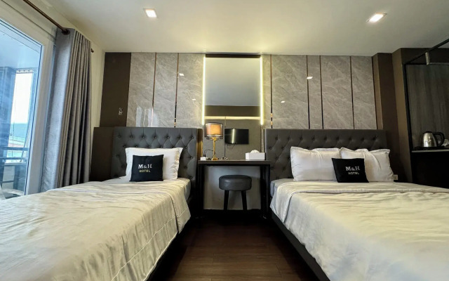 M&H Hotel