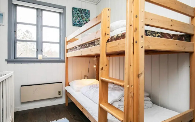 8 Person Holiday Home in Frorup