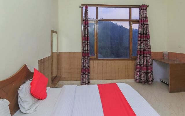 OYO 23584 Ivy Resort