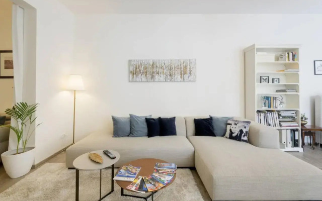 Stylish, Light-Filled Home in the Historic Center