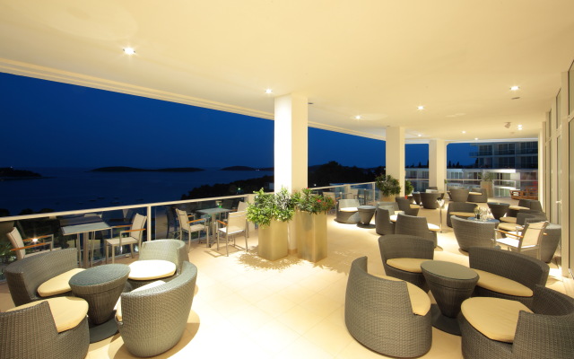 Amfora Hvar Grand Beach Resort