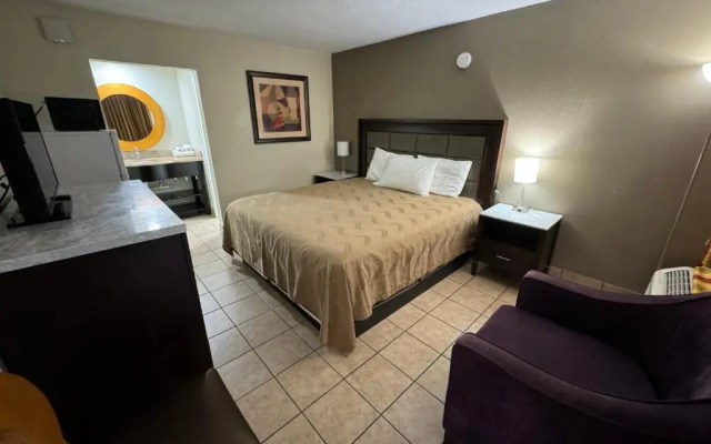 River Palm Hotel